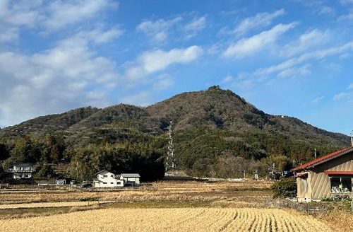 朝酌町から見た和久羅山