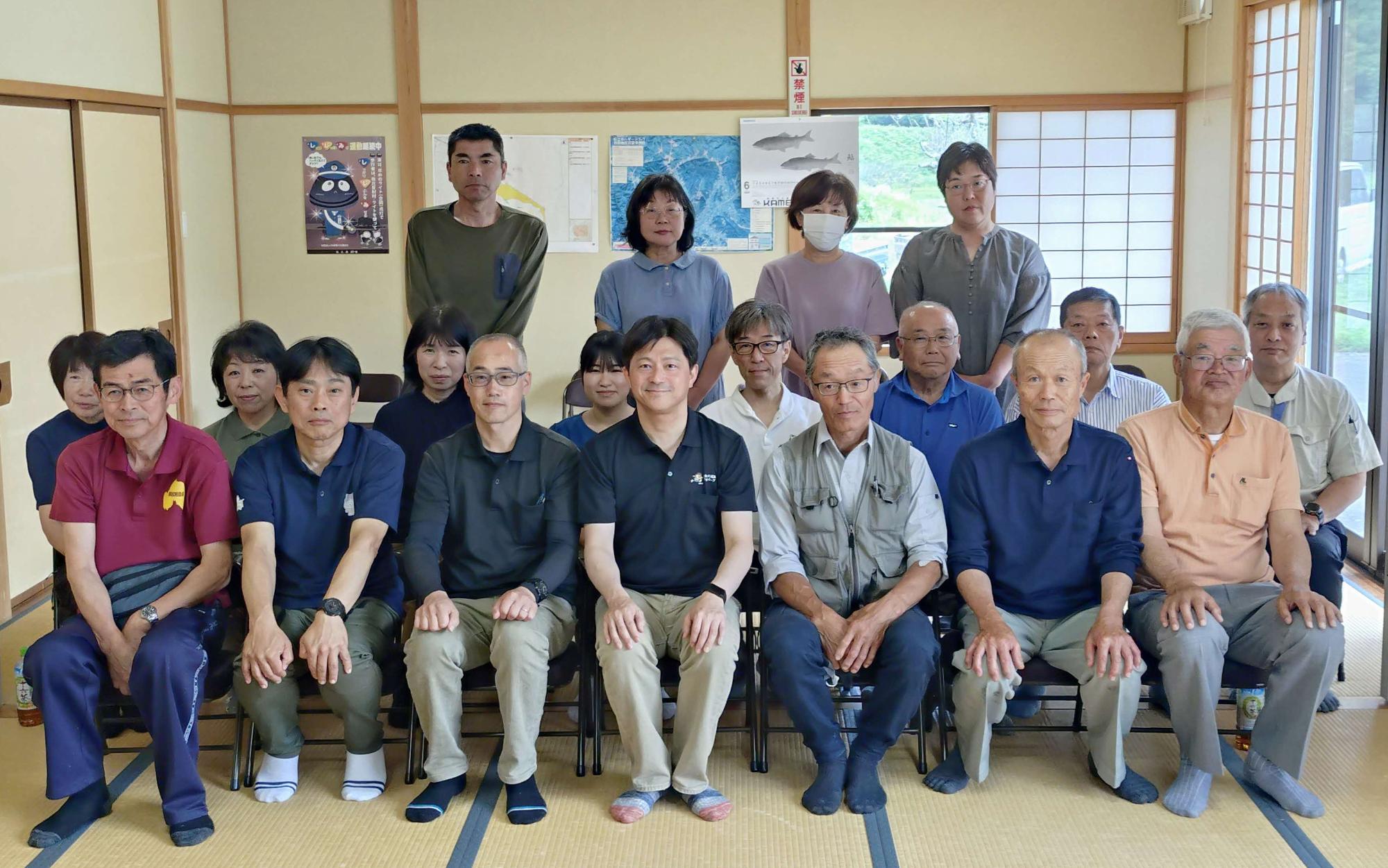 上定松江市長と参加者の集合写真