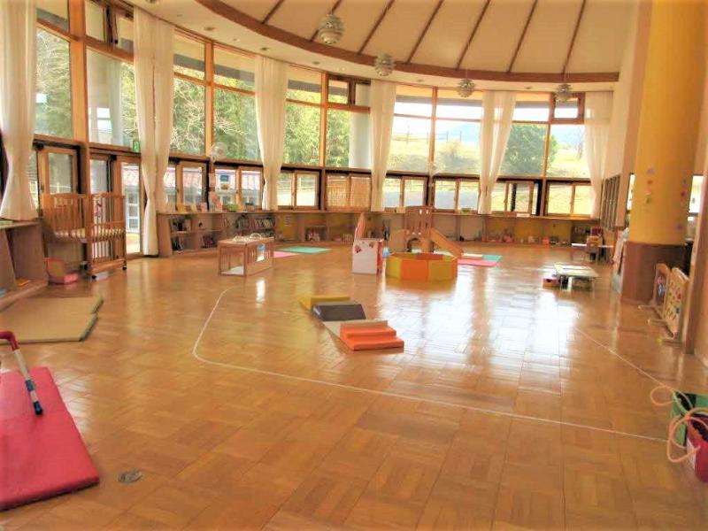 鹿島子育て支援センター、遊び場の様子