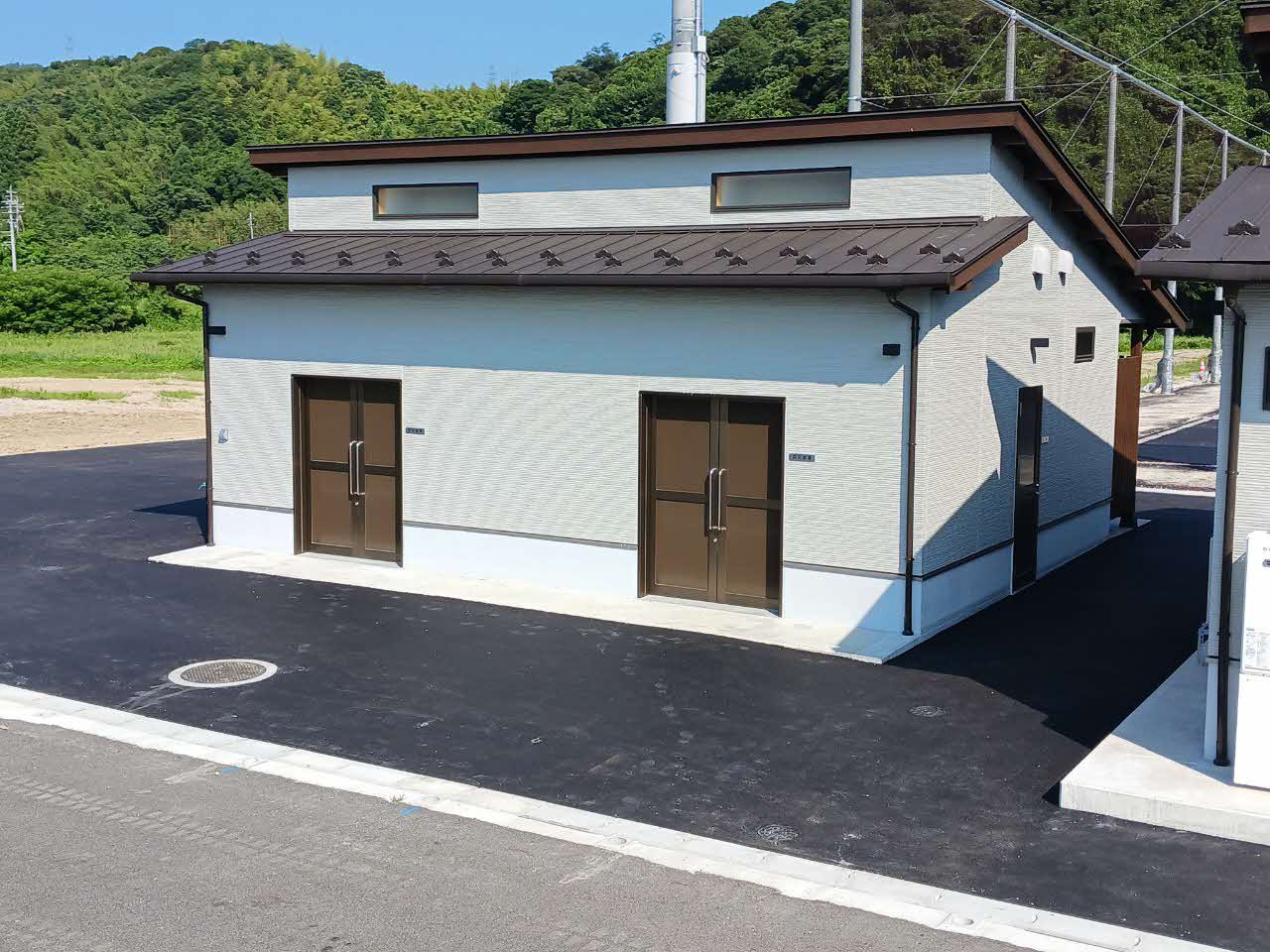 中海スポーツパークの防災倉庫写真