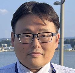 三膳さん顔写真