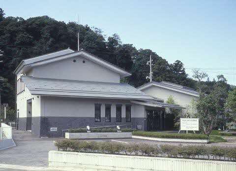 鹿島歴史民俗資料館外観の写真