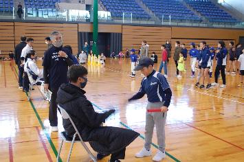 じゃんけんリレーの様子の写真