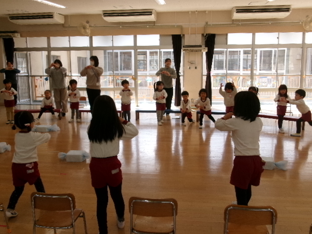 幼稚園のみんなで「おひさまになりたい」を踊ったよ
