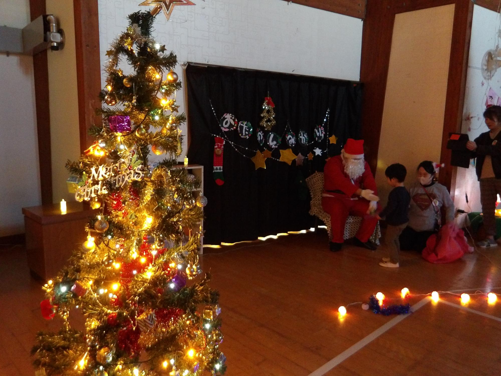 サンタクロースがやってきた