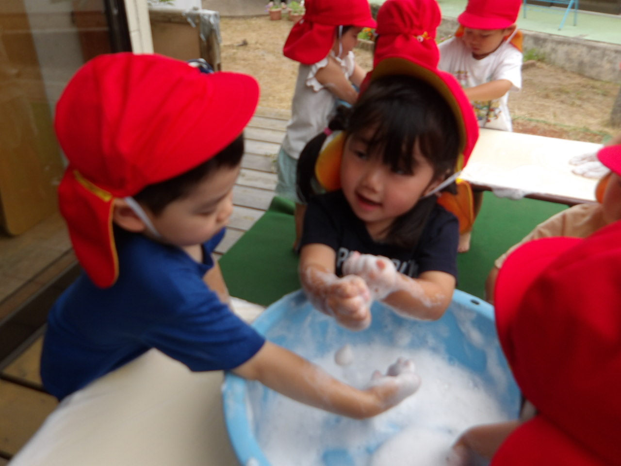 泡遊び