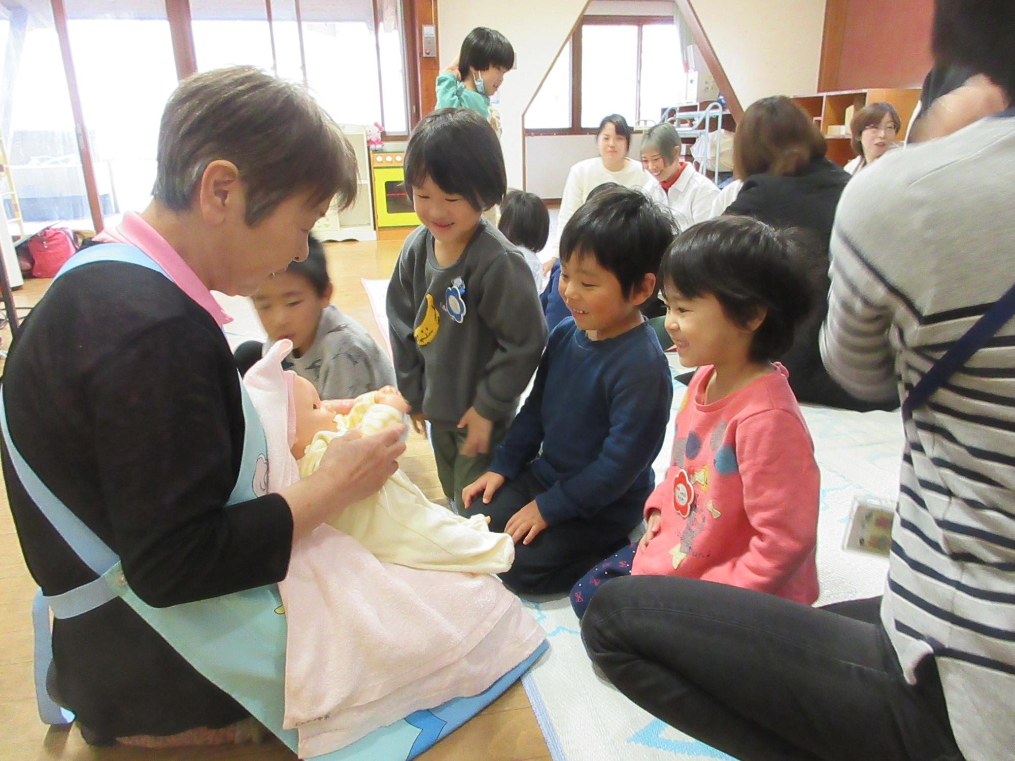 赤ちゃんについて話を聞いたよ