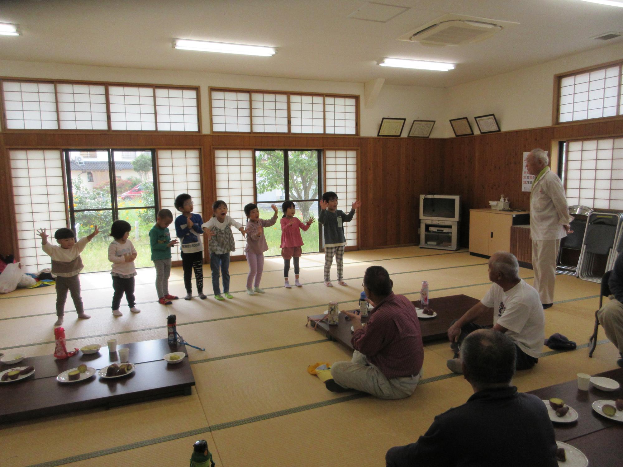 地域の方とじゃんけん大会