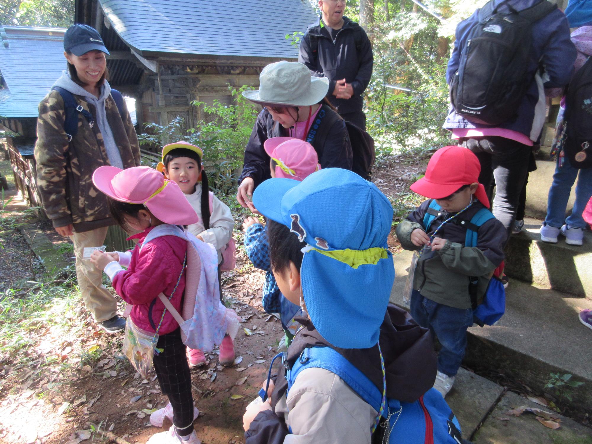 嵩神社で巫女人形をいただいたよ