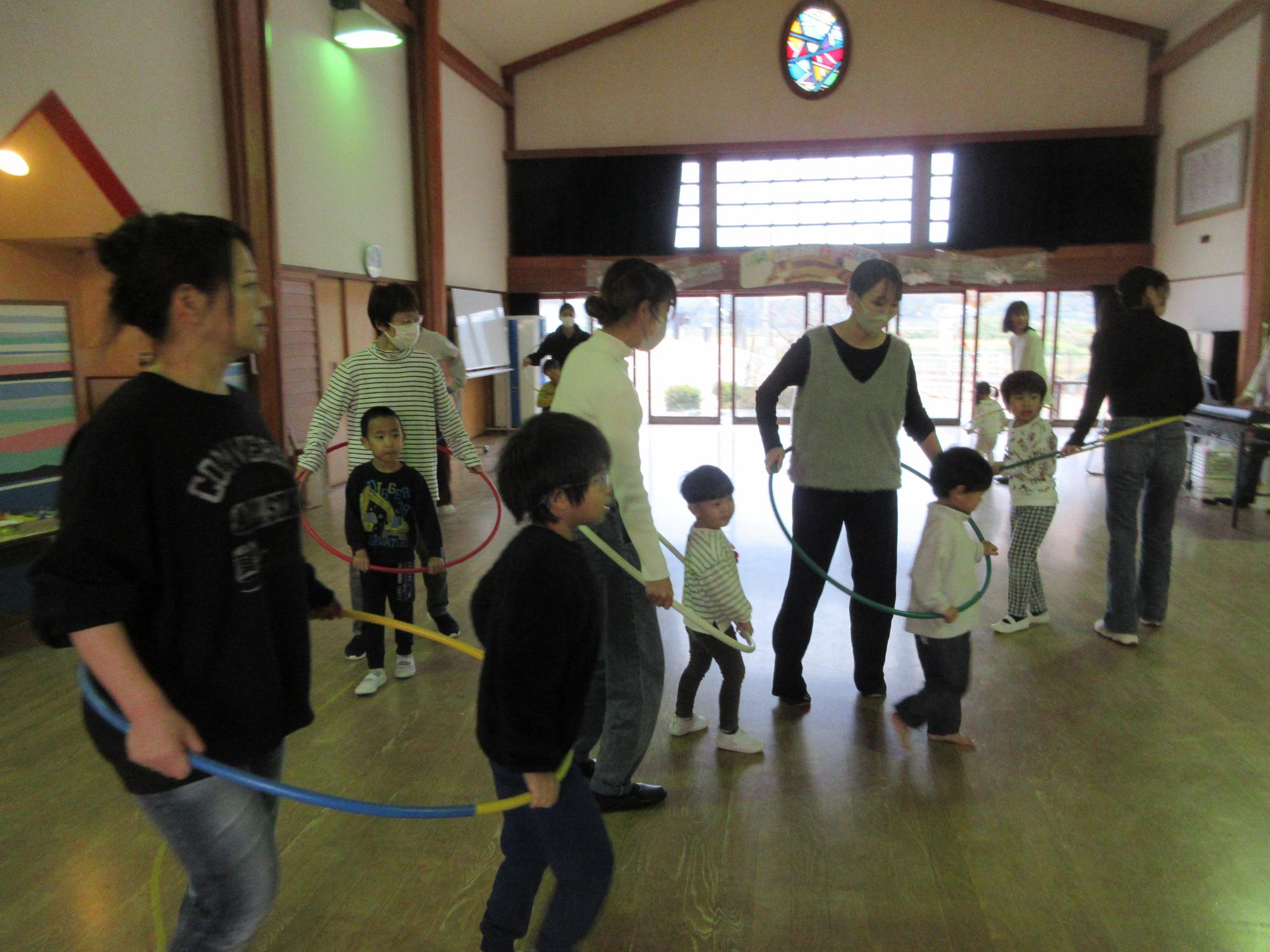 フープで歩こう