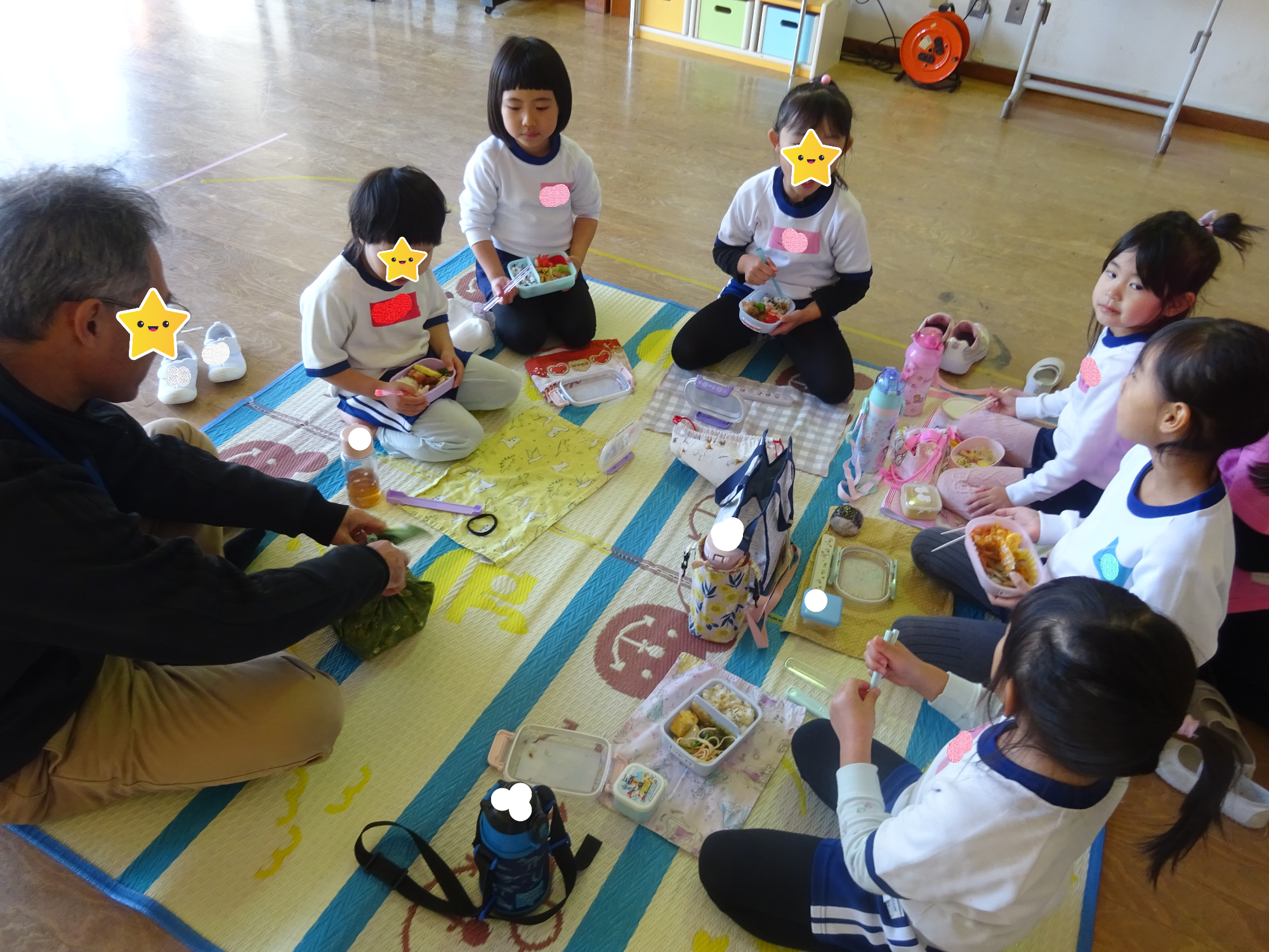 お弁当を一緒に食べたよ