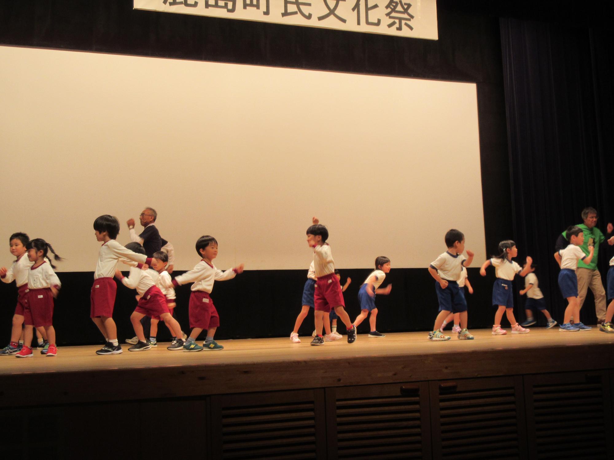 鹿島町民文化祭 まつえっこ体操踊ったよ！