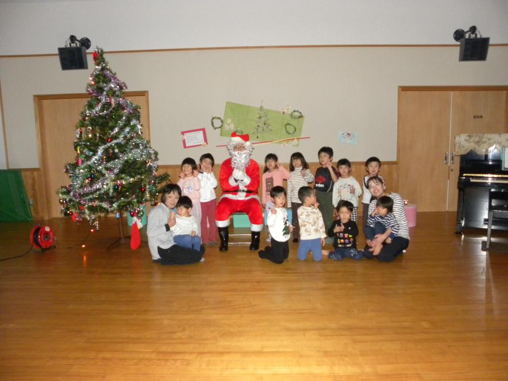 サンタクロースさんが来てくれてうれしいな