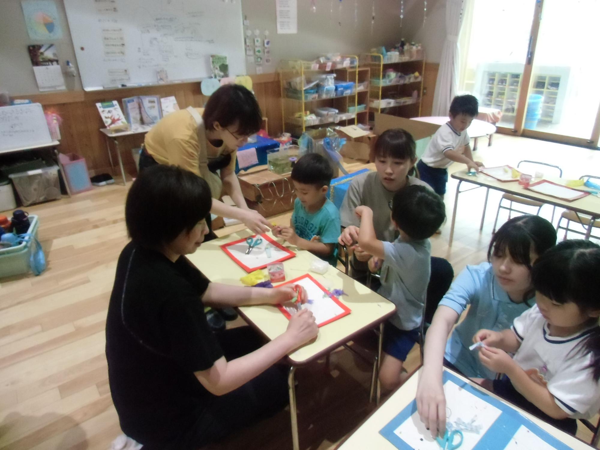 めだかを作る様子