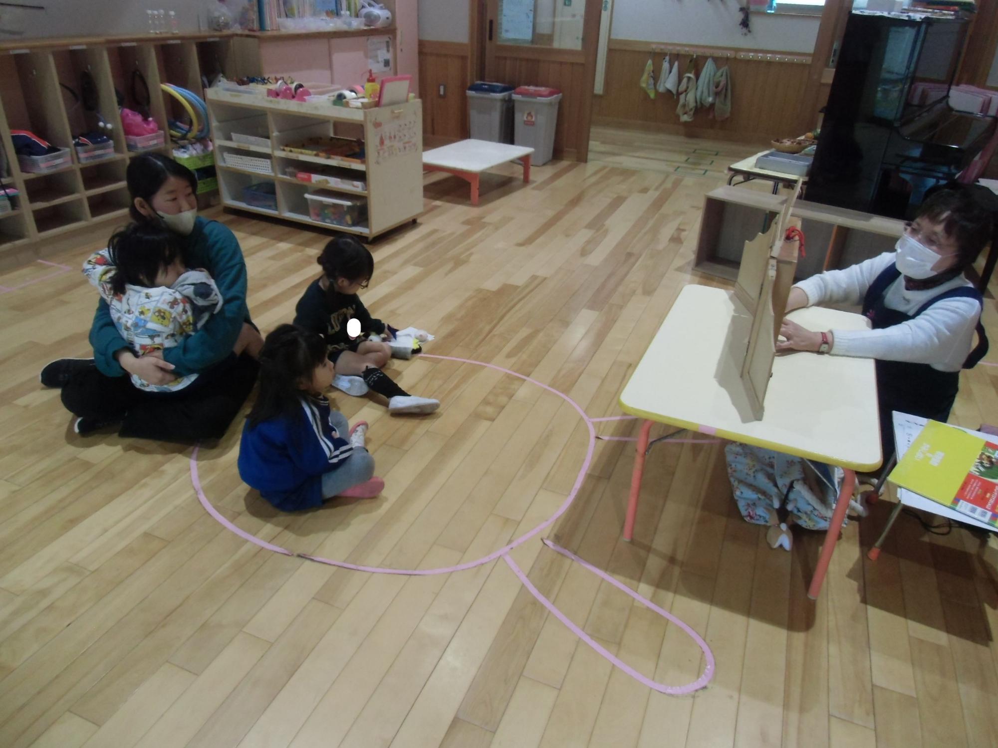 うさぎさんの読み聞かせ