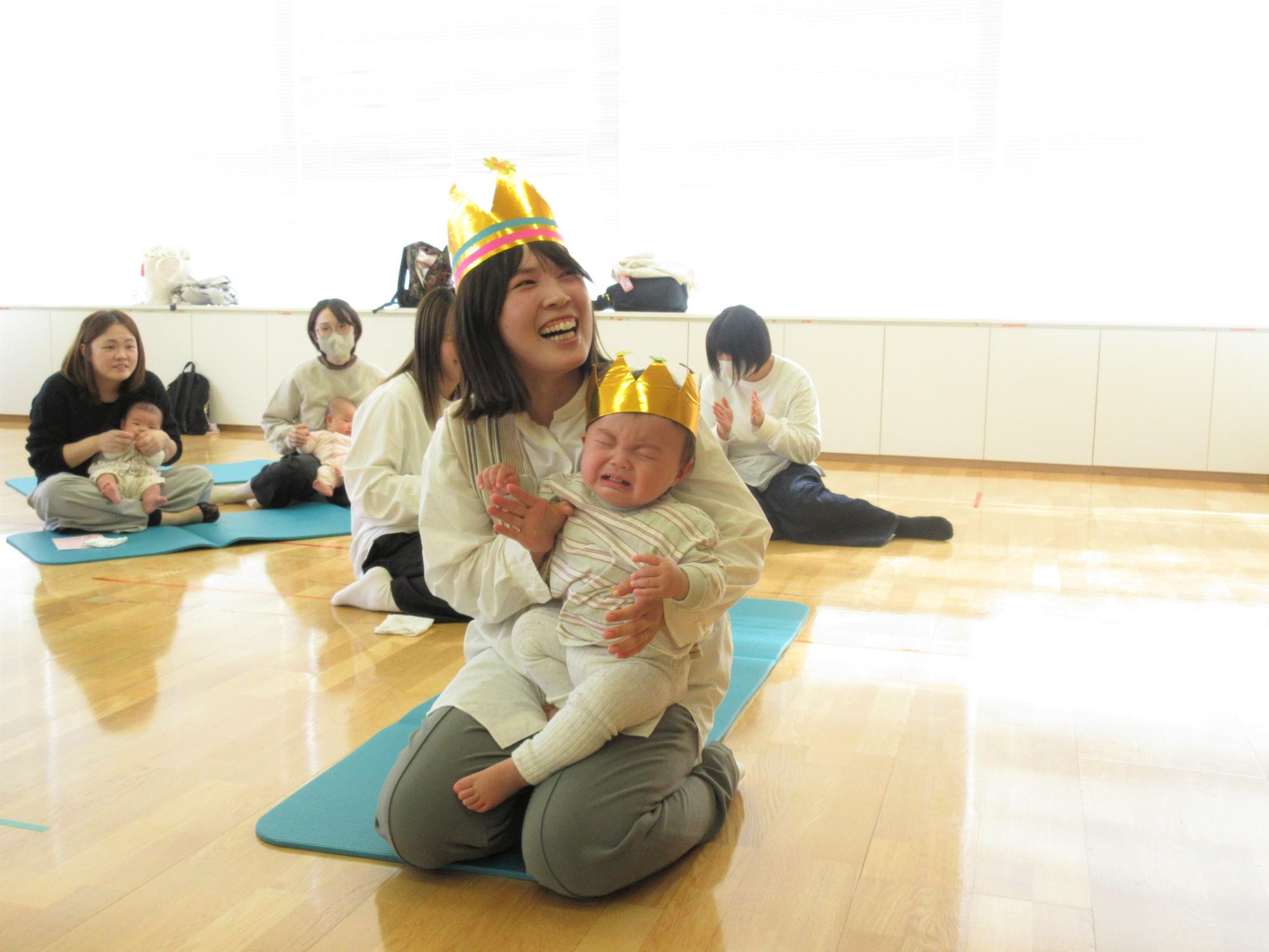 今月で卒業されるお母さんとお子さんの写真