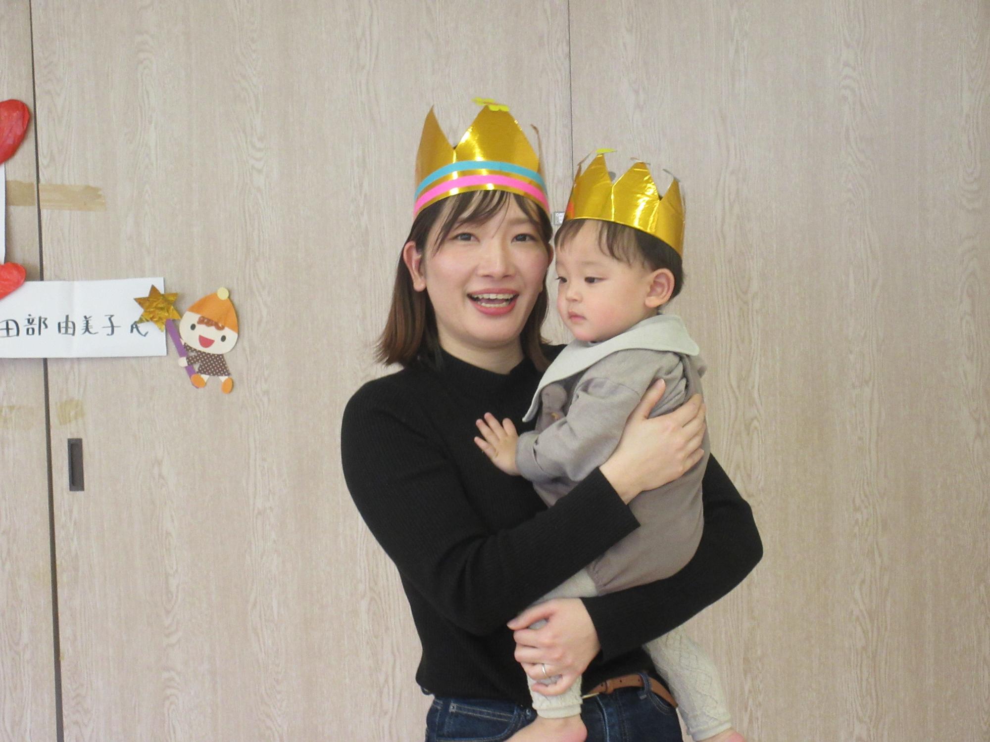 今月で卒業されるお母さんとお子さんの写真