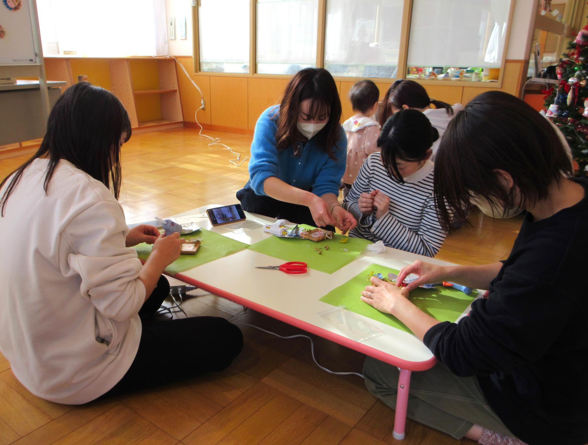 「バンビデー」お正月飾りを作ろう