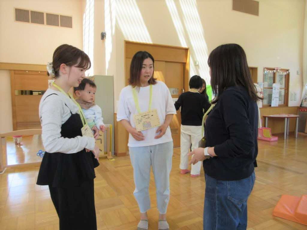 たんぽぽの日の、あくしゅでこんにちはの様子